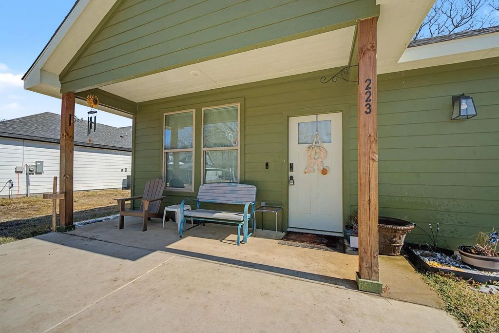 223 Harris Boulevard, Malakoff