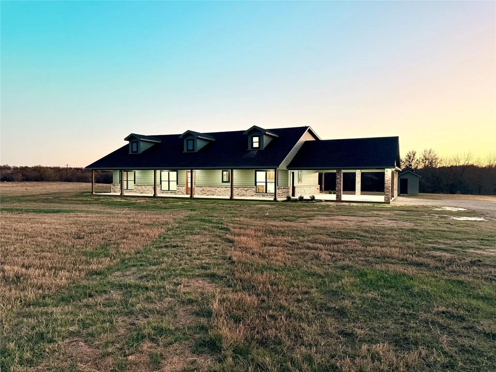 175 Flint Lane, Chico