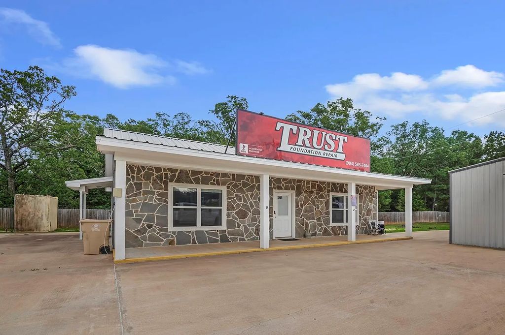 20921 Us Highway 69 S, Tyler