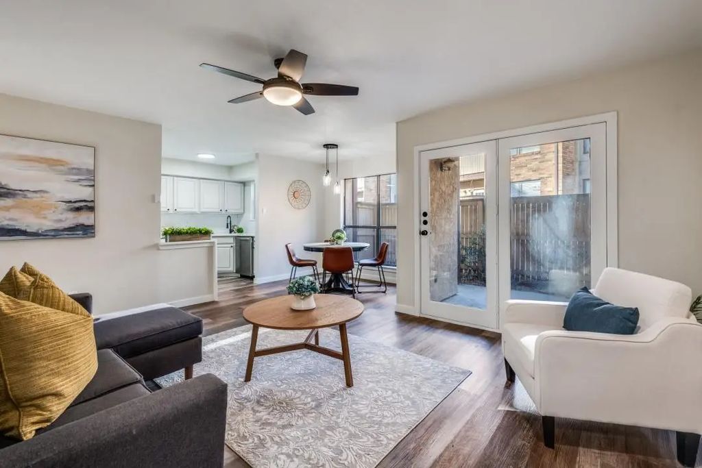 2100 Rainbow Drive 4111, Arlington