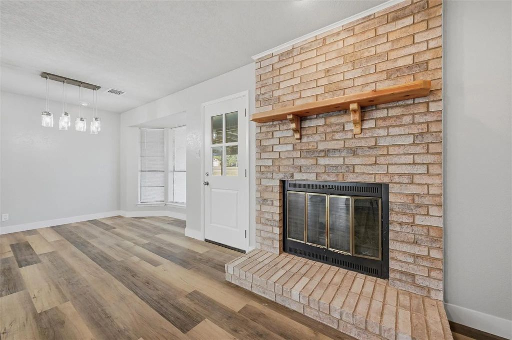 4805 Park Avenue, Sherman