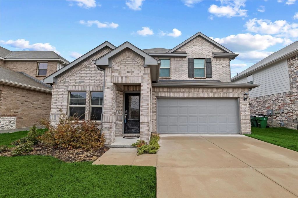 1604 Briar Hunt Drive, Forney