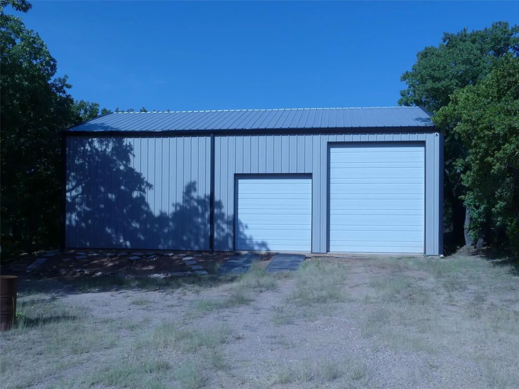 1746 Dog Kennel Road, Sunset