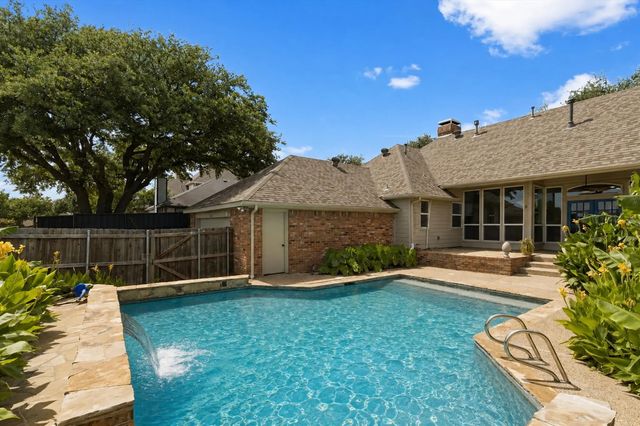 1003 N Wiltshire Drive, Carrollton