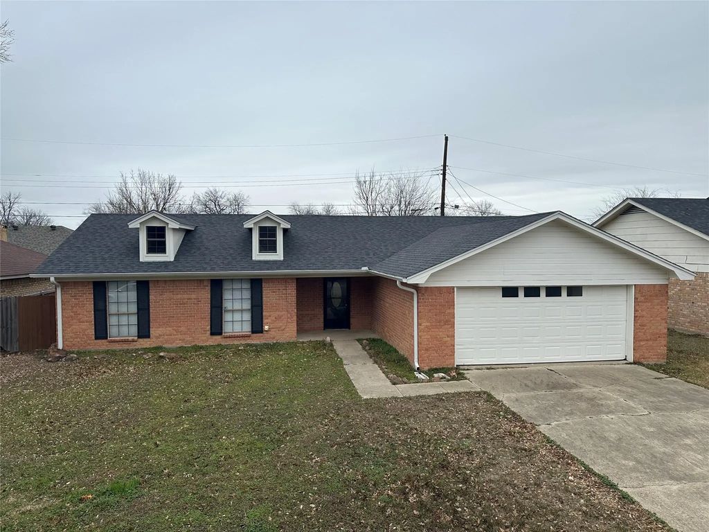 1020 Lincoln Drive, Sulphur Springs