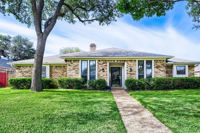 1202 E Berkeley Drive, Richardson