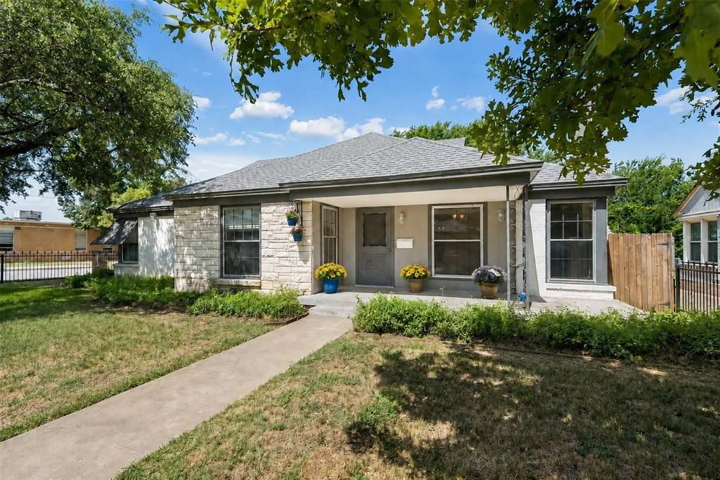 3616 Harwen Terrace, Fort Worth