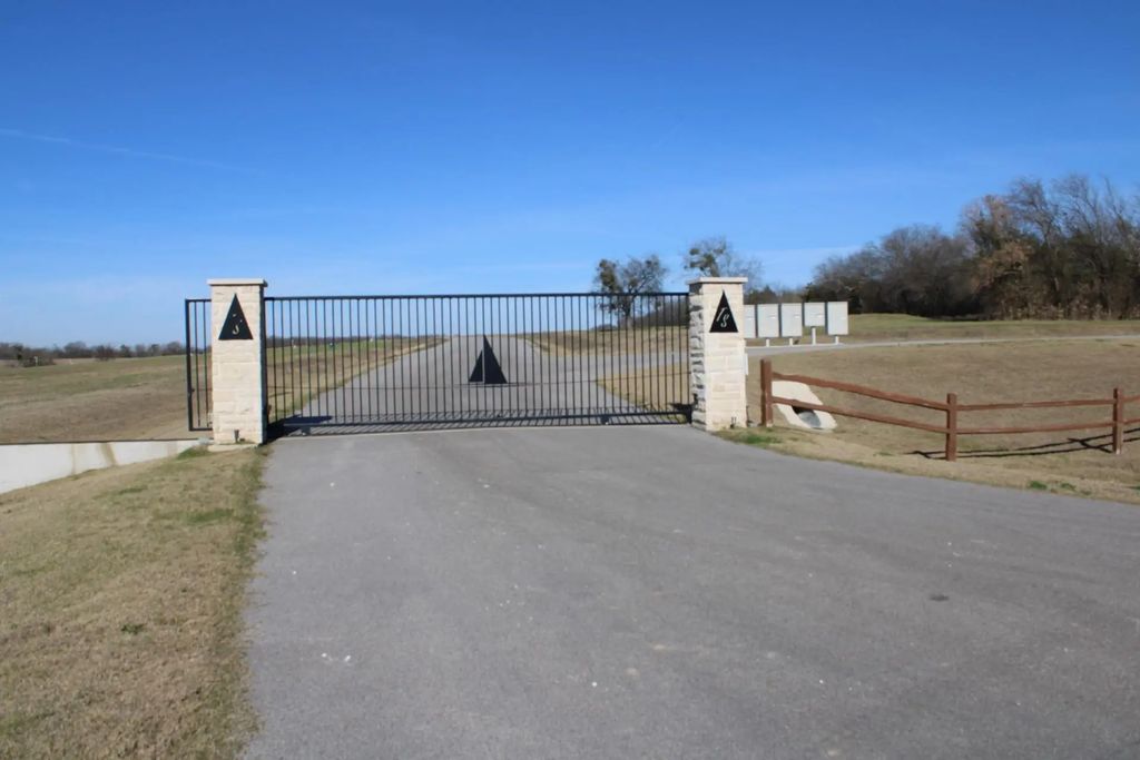 Lot 48 Triangle Shores, Corsicana