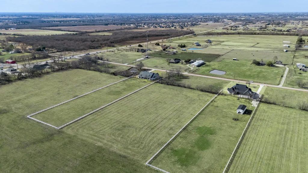 249 League Road, McLendon Chisholm