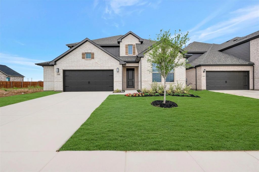 1116 Hitching Post Way, Oak Point