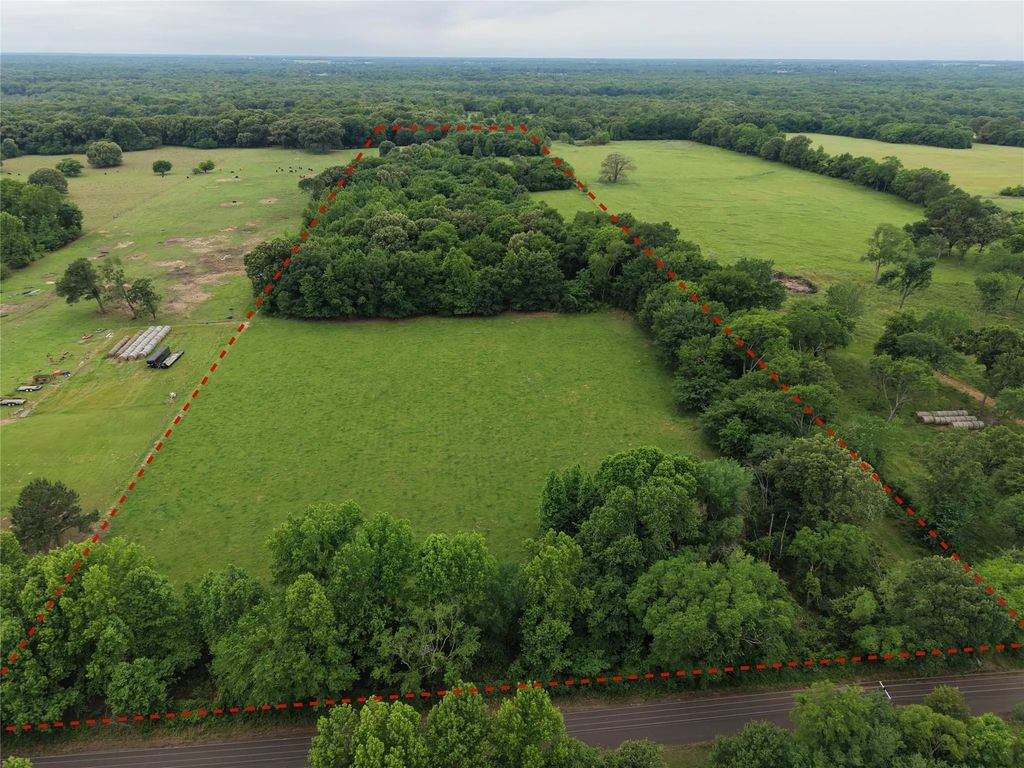 County Road 2437, Como