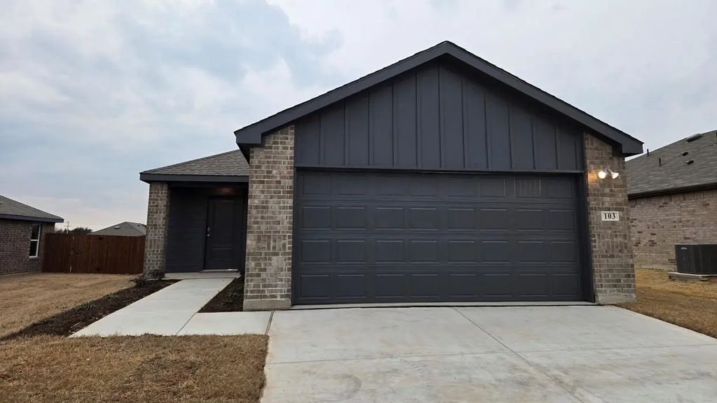 103 Choctaw Drive, Leonard