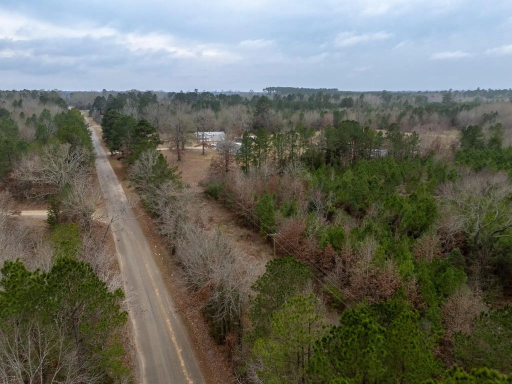 Blocker Road, Marshall