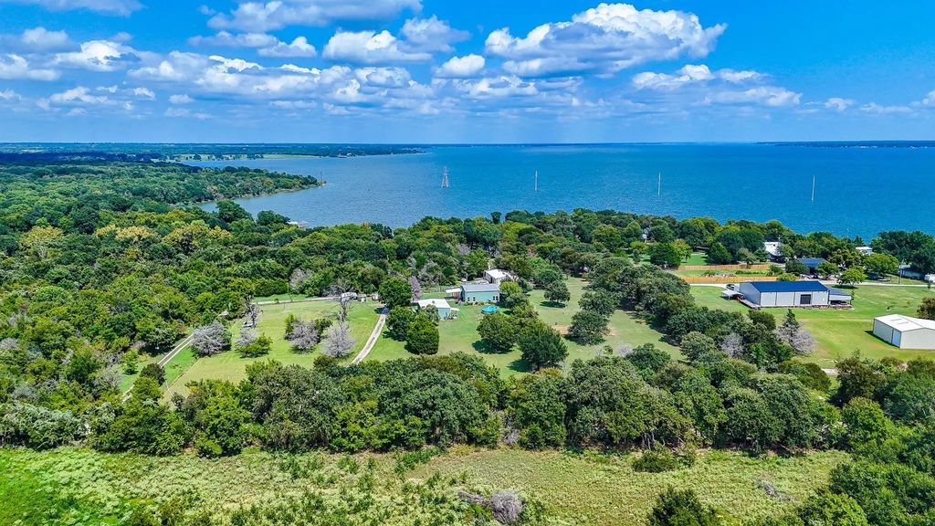 5827 Se County Road 1095, Corsicana