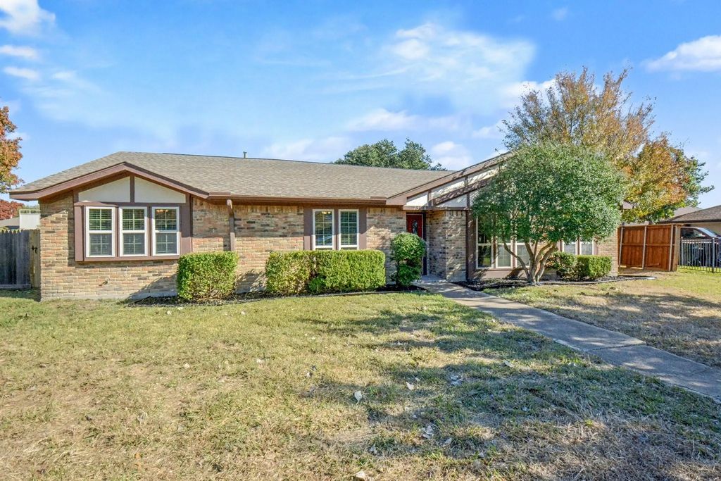 2304 Twilight Circle, Plano