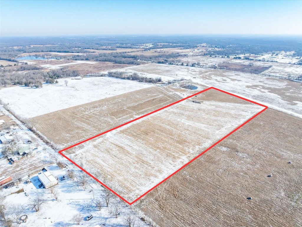 Lot 4 R's County Road 4330, Point