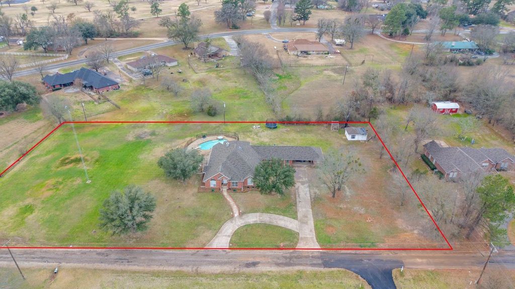 2046 Mckenzie Road, Campbell