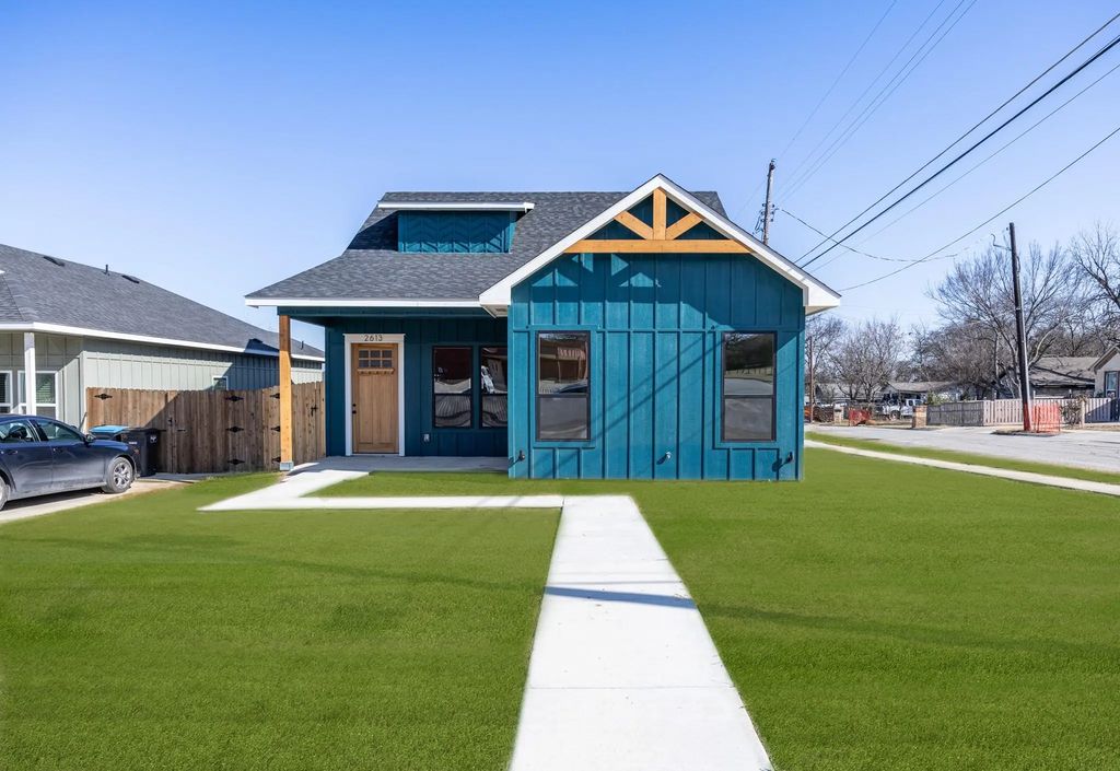 2613 Walker Street, Fort Worth