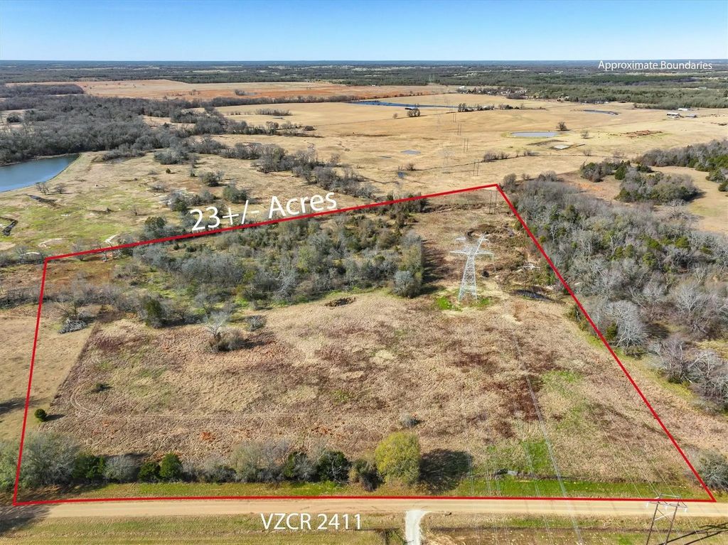 Vz County Road 2411, Canton