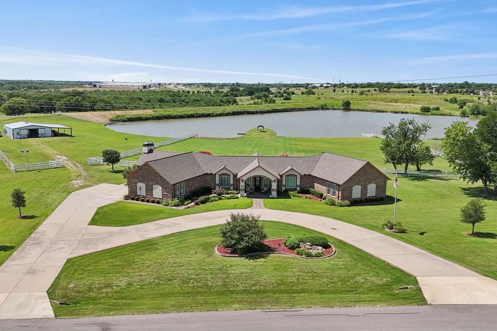 6800 Eastview Drive, Sachse