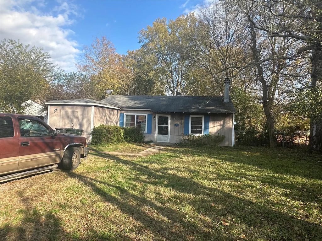 6413 Canal Boulevard, Shreveport