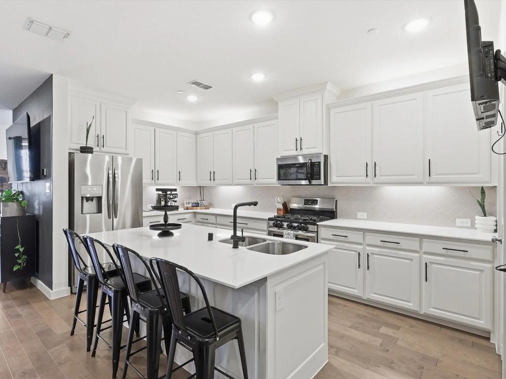 876 S Highway 5, Fairview