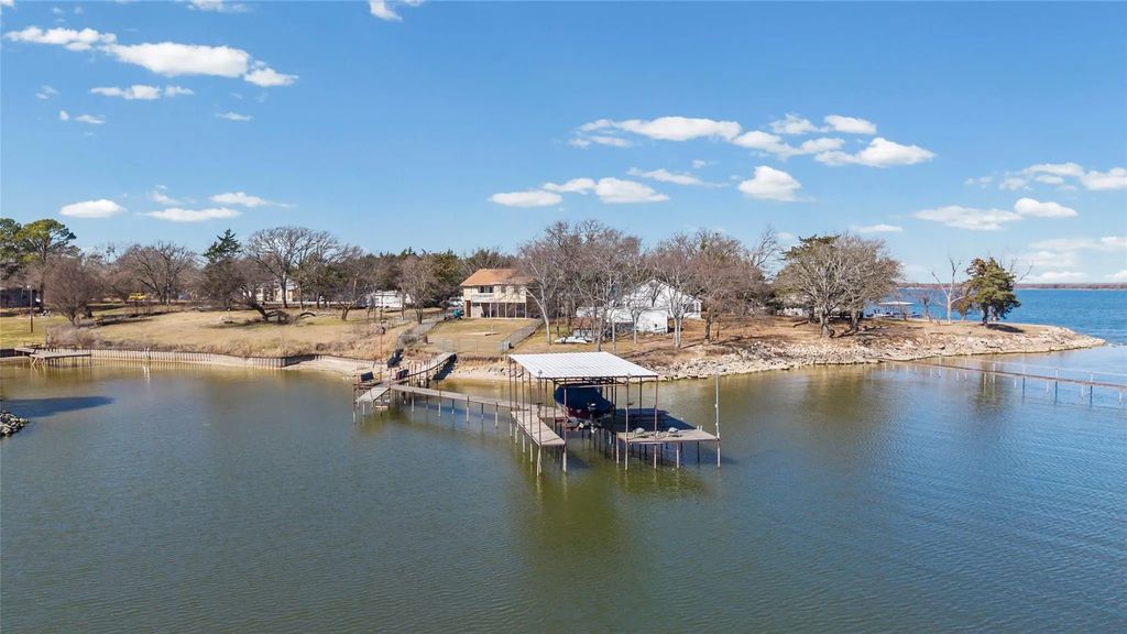 2885 Private Road 3776, Wills Point