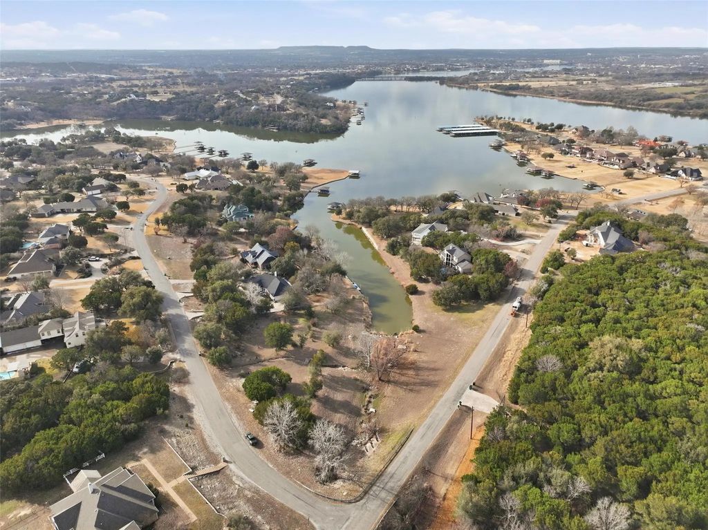 712 Goldeneye Drive, Granbury