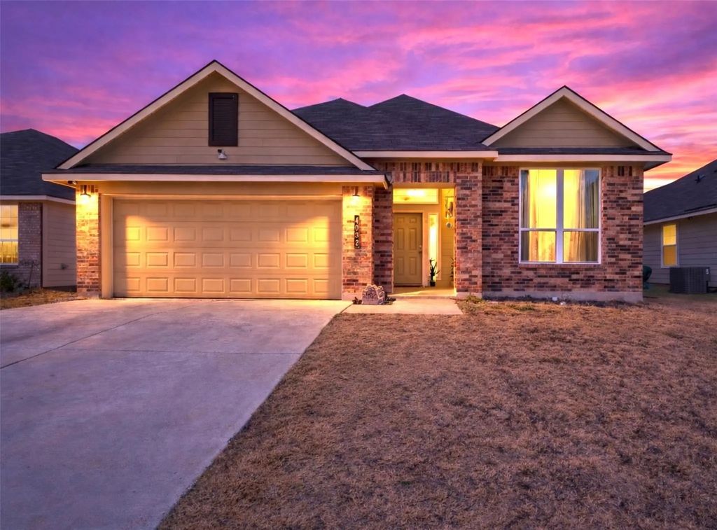 4032 Centerfire Road, Waco