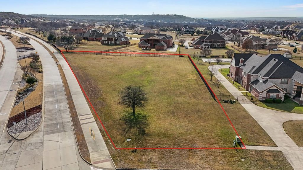 2502 Texas Plume Road, Cedar Hill
