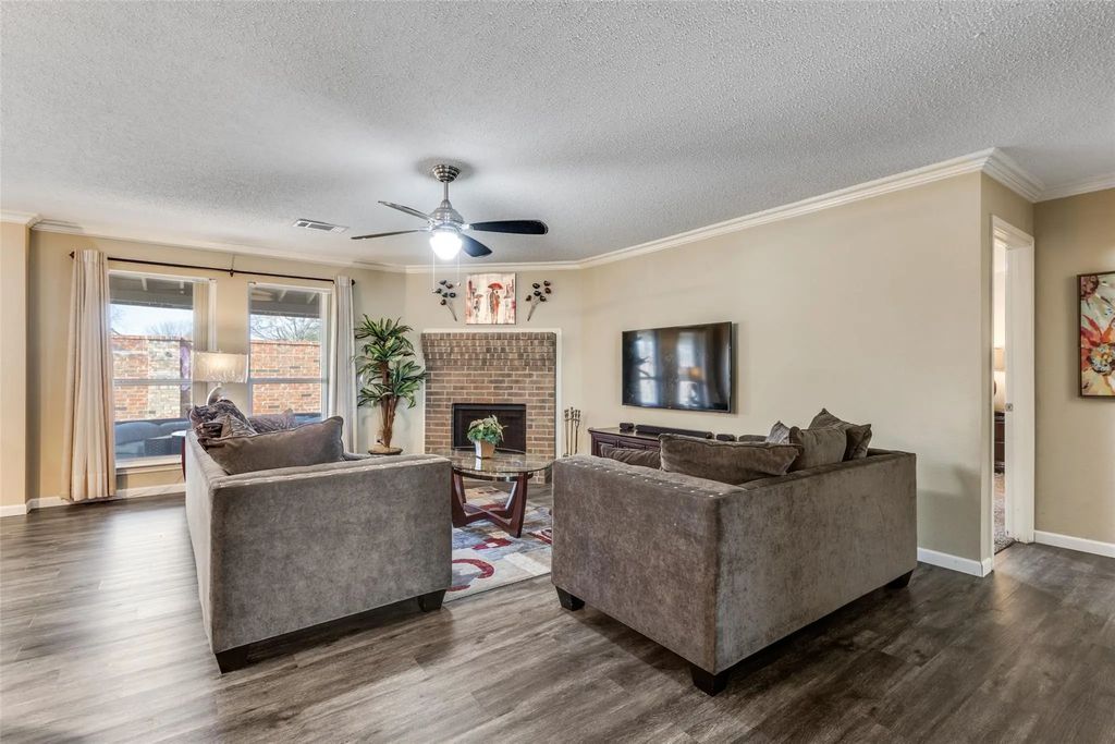 8009 Trophy Court, Rowlett