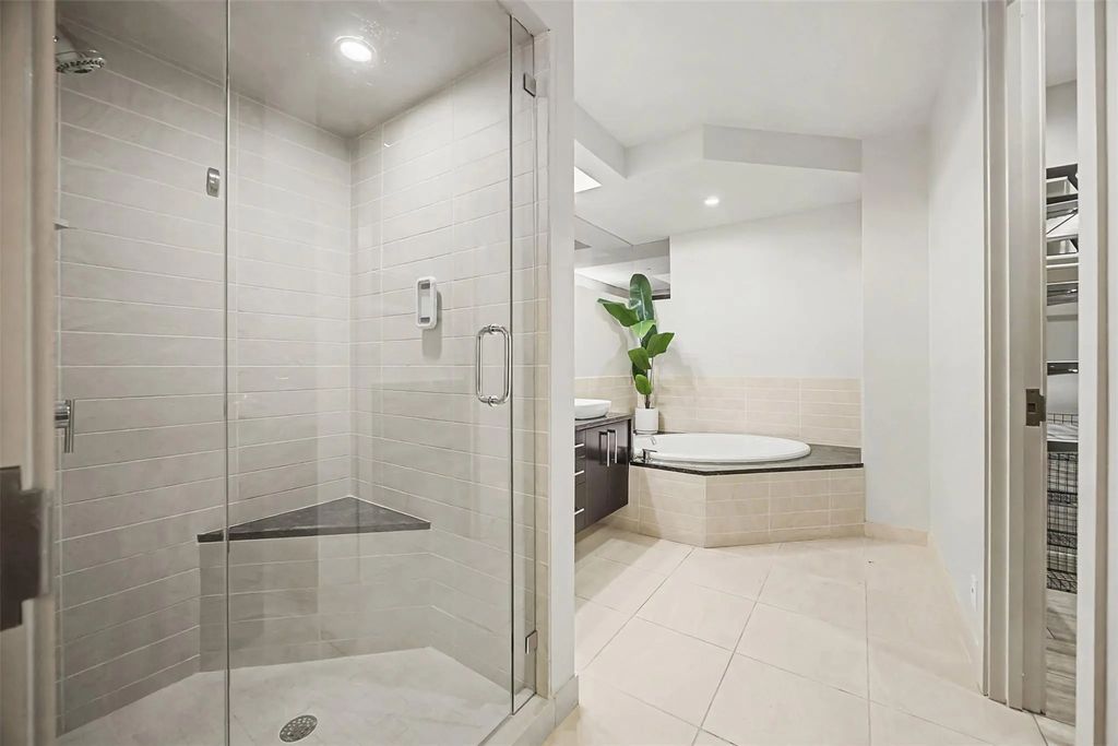 2600 W 7th Street 1505, Fort Worth