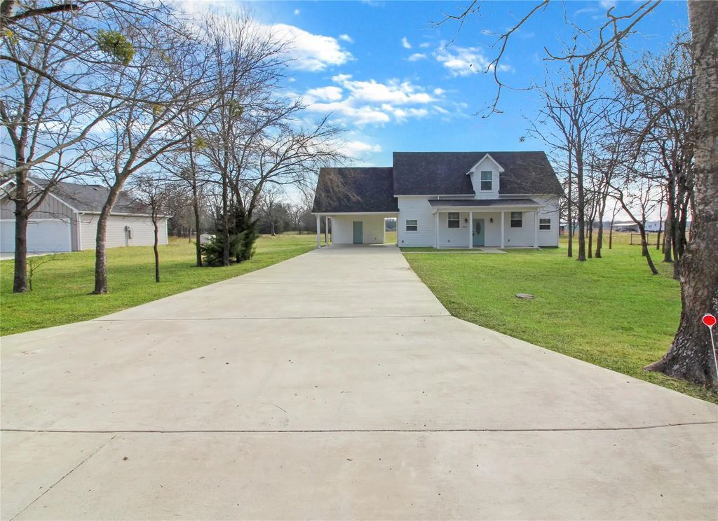 7817 County Road 4076, Scurry