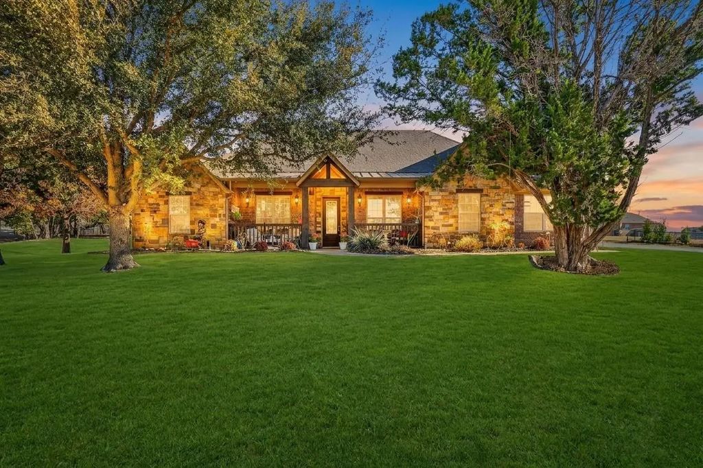 3719 Lonesome Creek Road, Granbury
