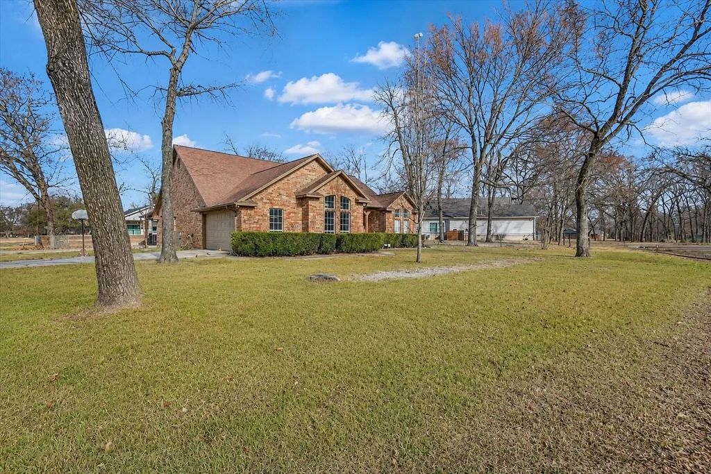 101 Idlewood Road, Enchanted Oaks