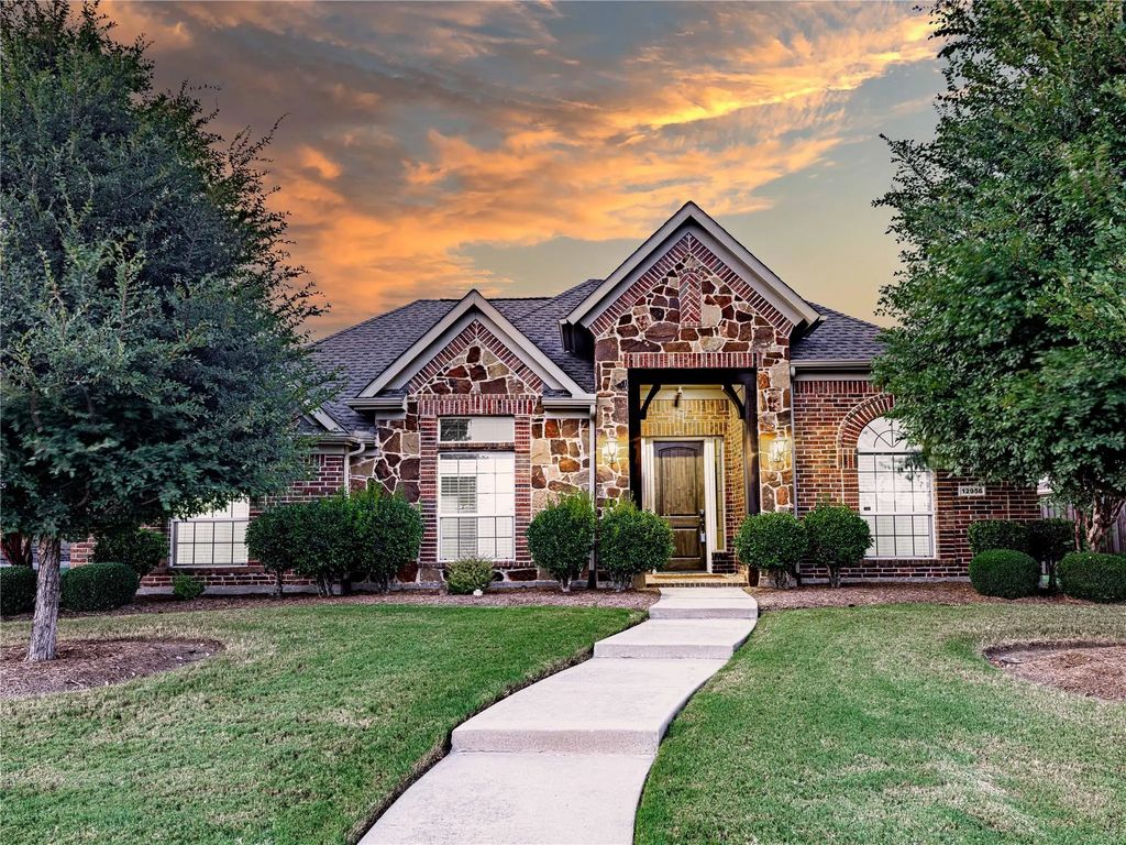 12956 Deep River Drive, Frisco