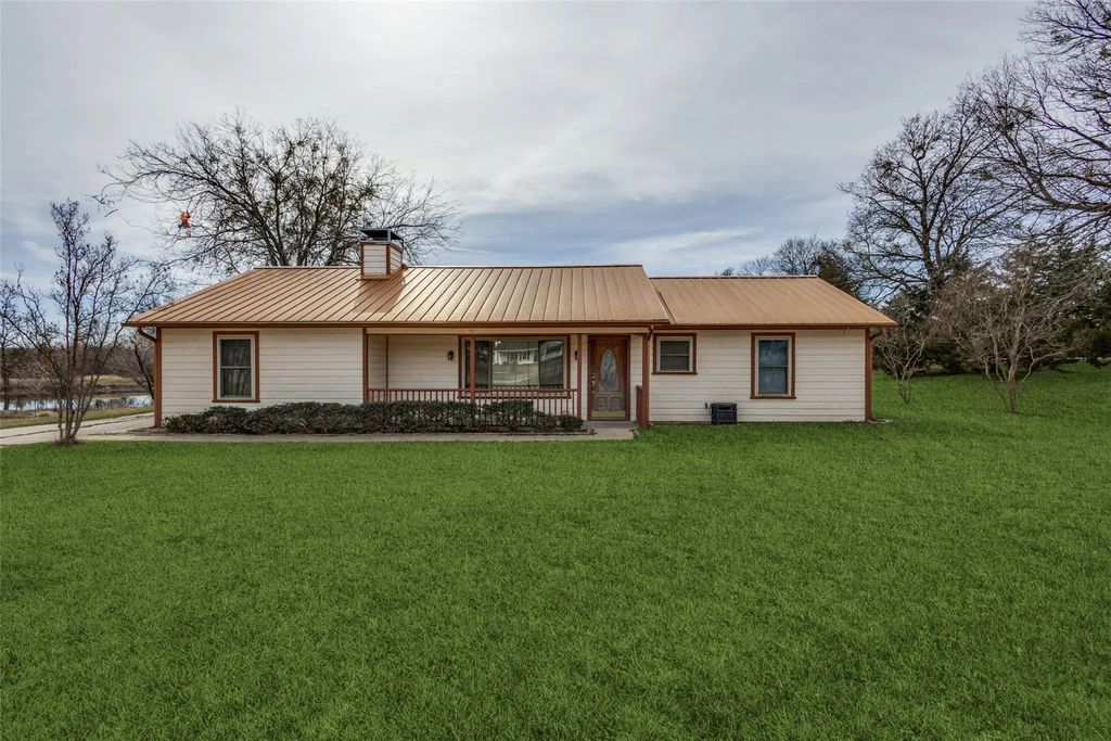 105 Settlers Bend, Lowry Crossing