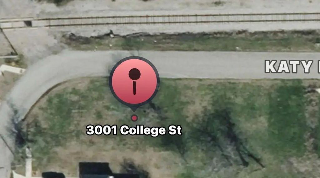 3001 College Street, Greenville