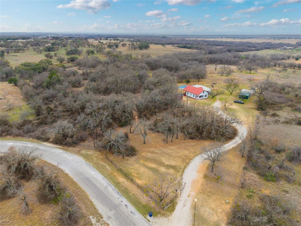 6171 County Road 334, Blanket