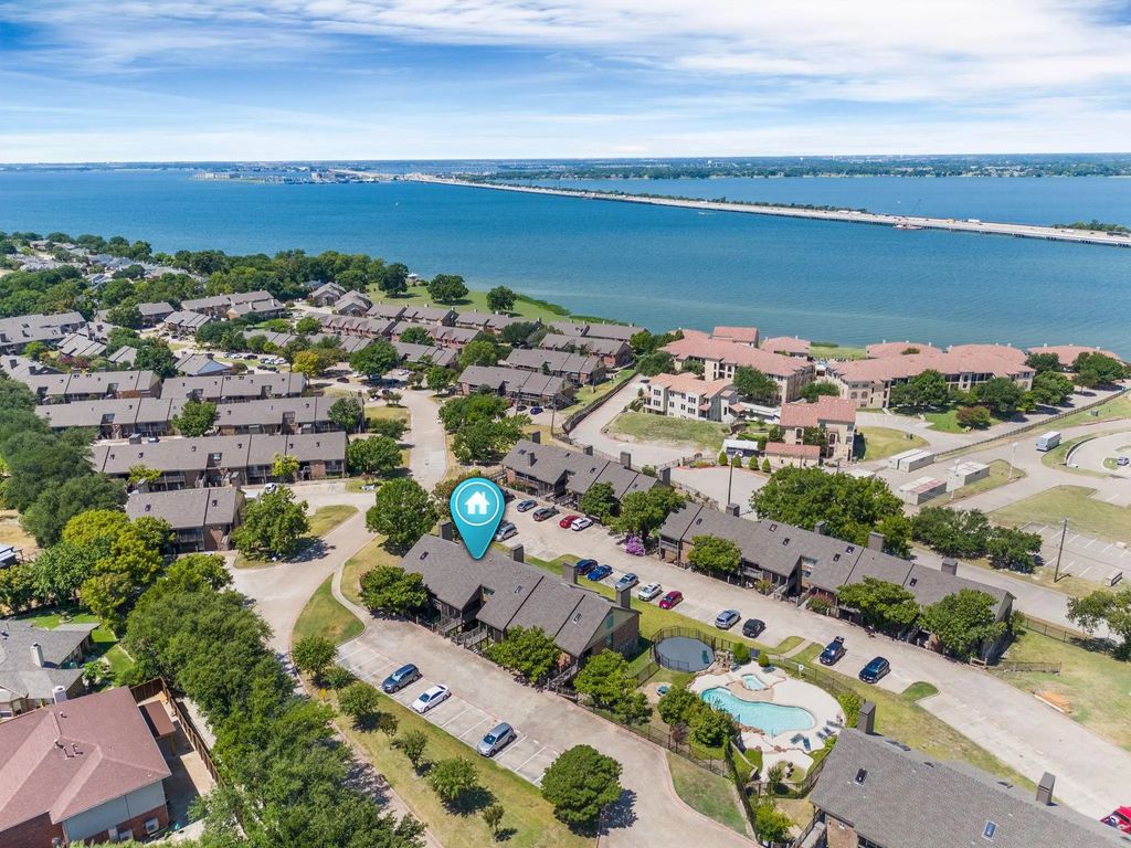 814 Signal Ridge Place, Rockwall