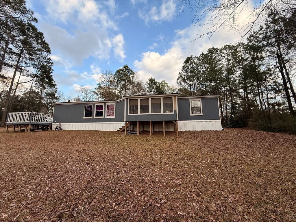 383 Randall Ave, Jefferson