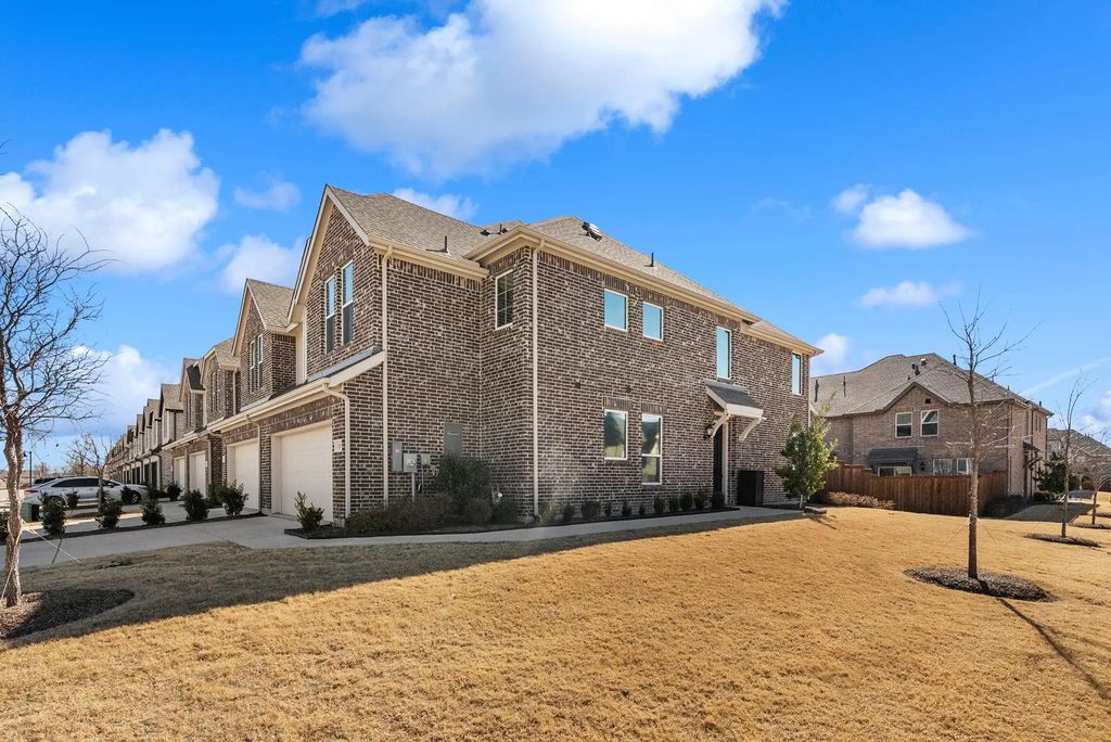 1311 Hill Country Place, Celina