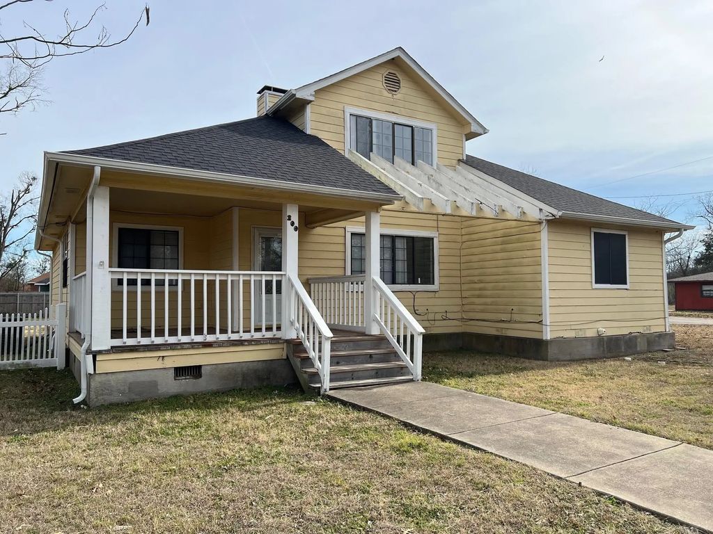 200 Chappell Street, Terrell