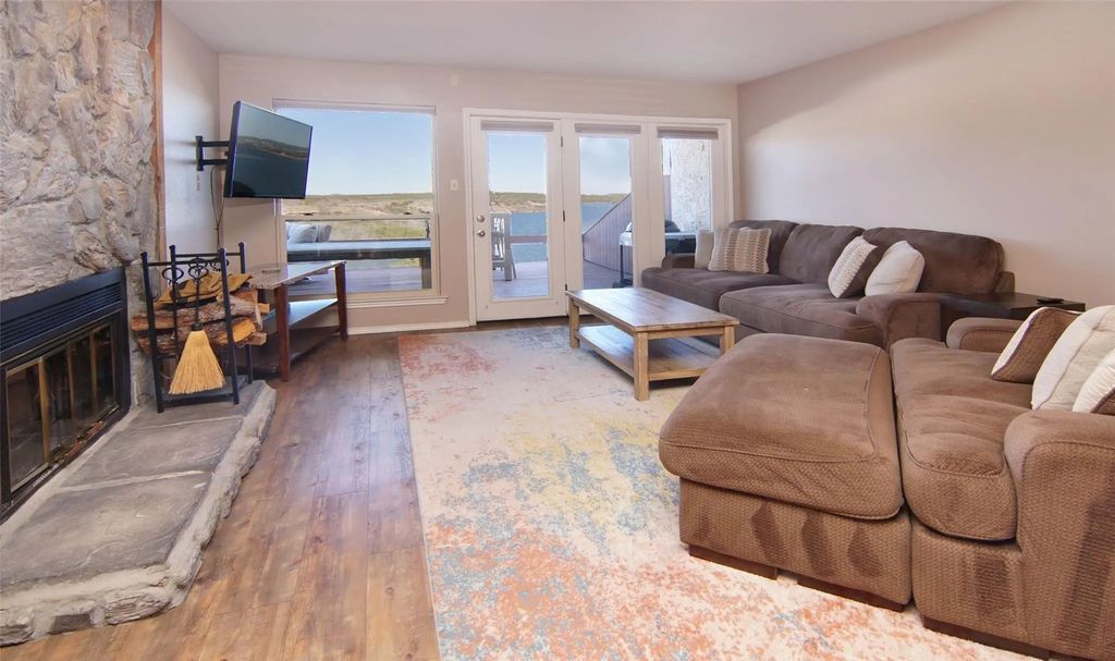 3109 Hells Gate Loop 59, Possum Kingdom Lake