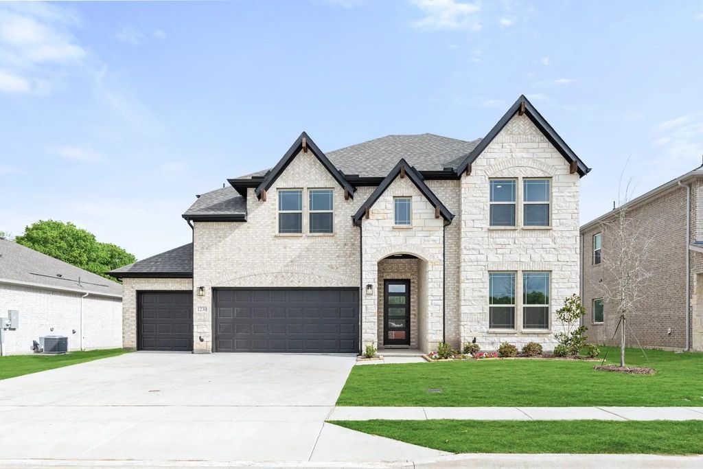 1230 Anderson Drive, Trenton