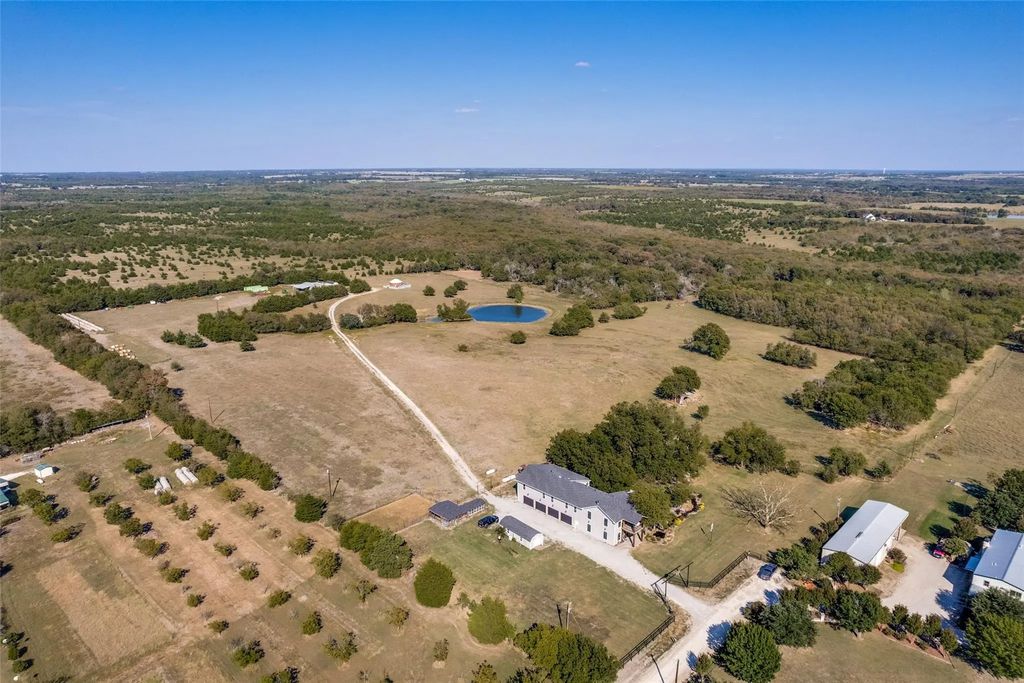 17019 County Road 706 Tract-1, Leonard
