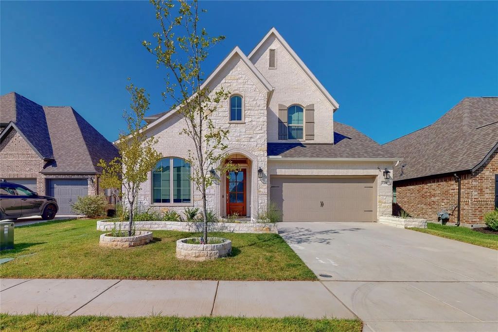 1205 Rushcroft Way, Forney