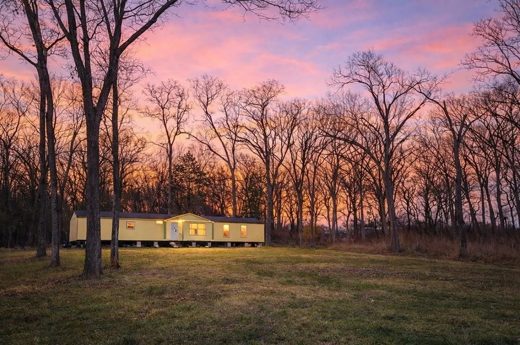 8412 Texoma Hills, Kingston