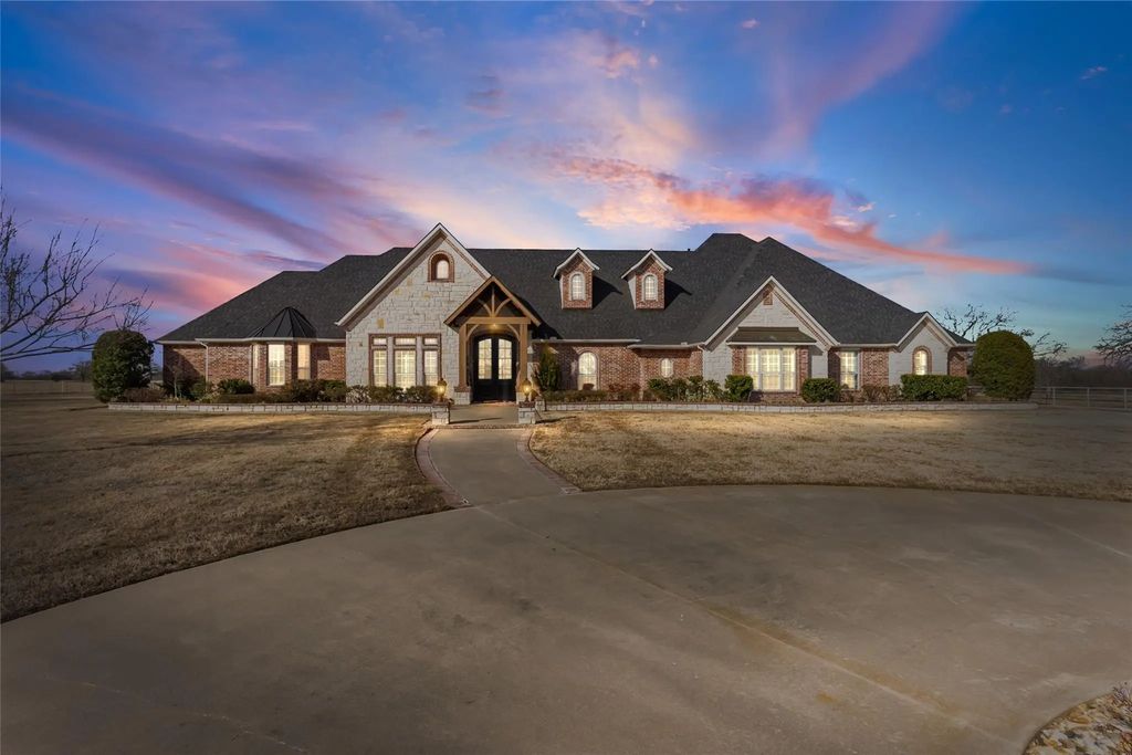 2560 County Road 4708, Sulphur Springs