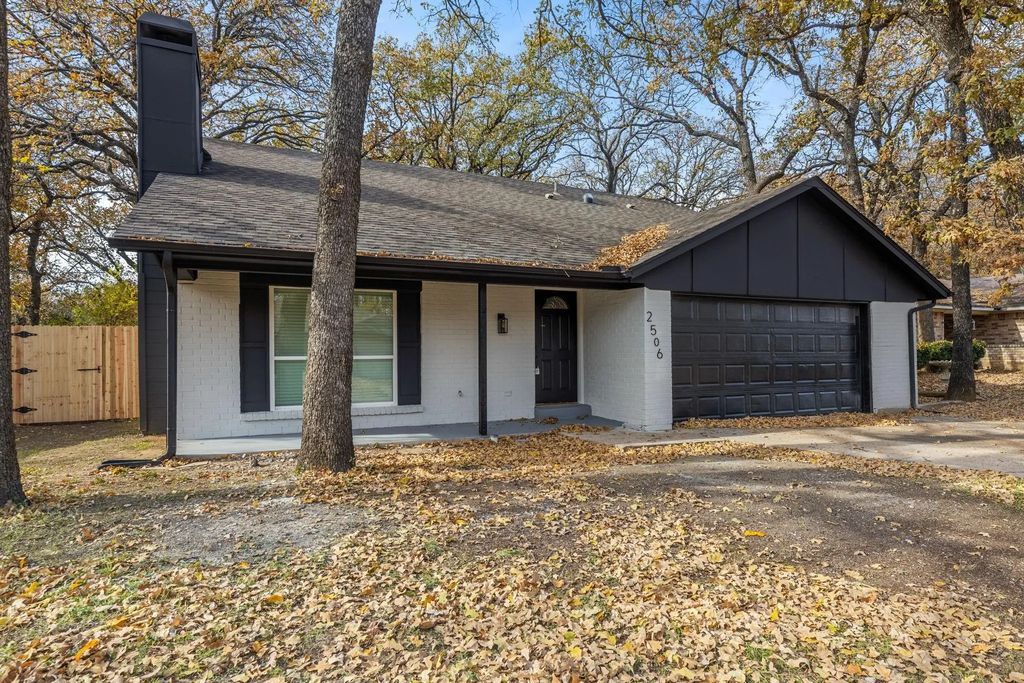 2506 Holt Road, Arlington